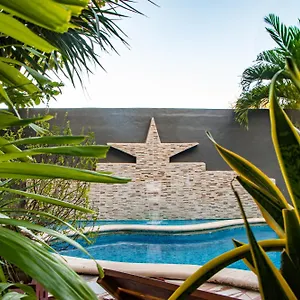 Casa Colonial Hotel
